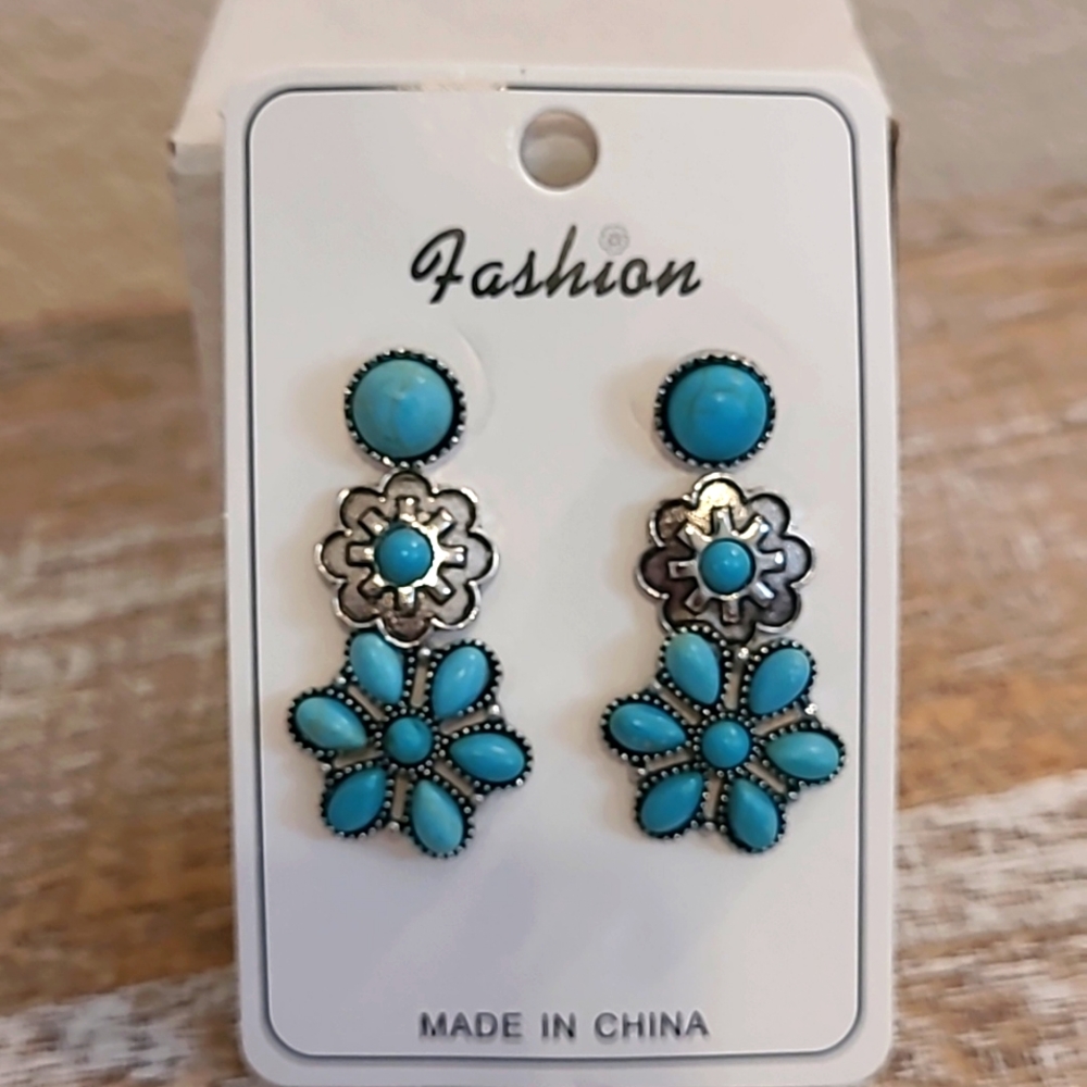 3 Pr Turquoise Silver Earrings - Picture 2 of 3